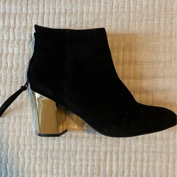 Steve Madden Boots - Picture 2 of 3